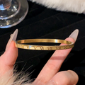 Round Gem Bracelet for Women Elegant Minimalist Jewelry