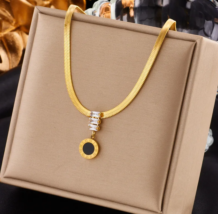 Chic Titanium Square Chain Necklace